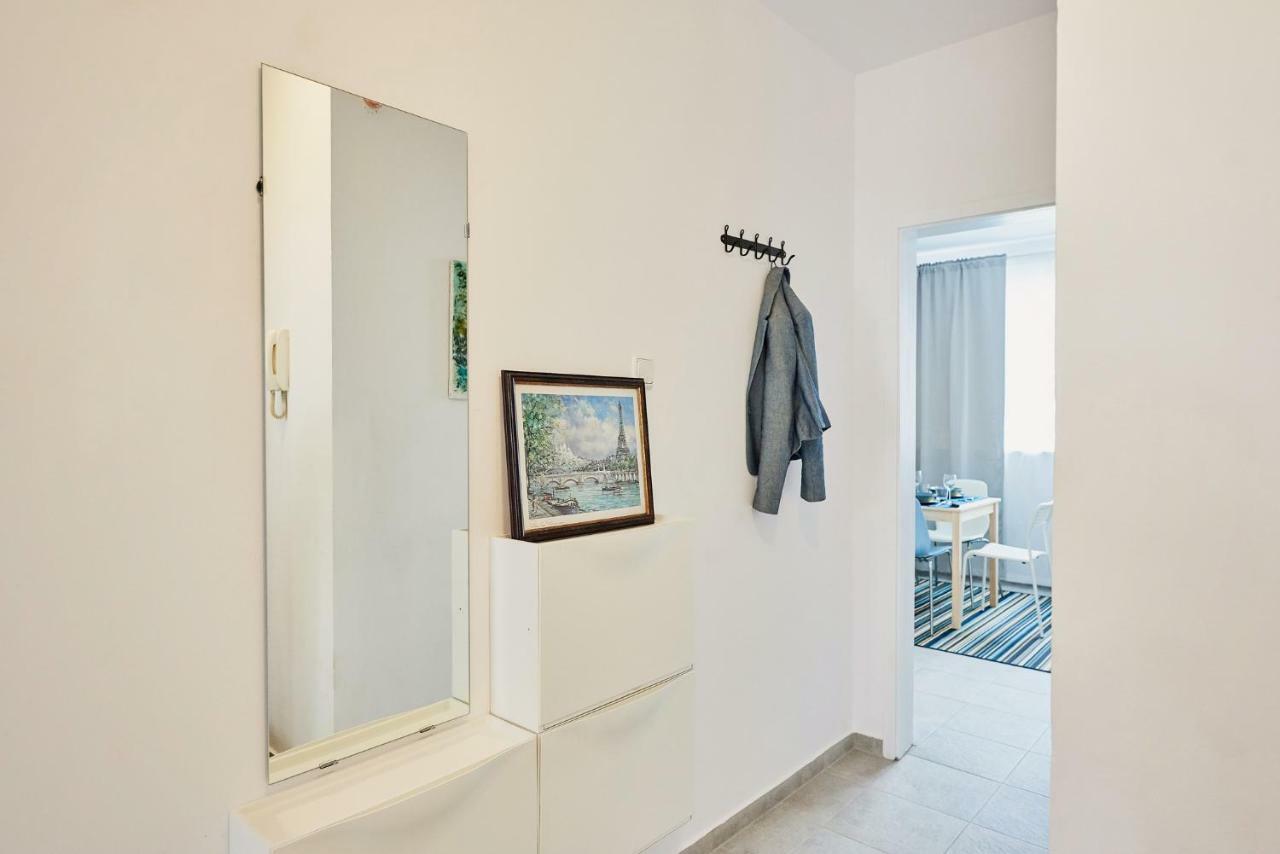 Brand New Lozenets Apt Sofia Bagian luar foto