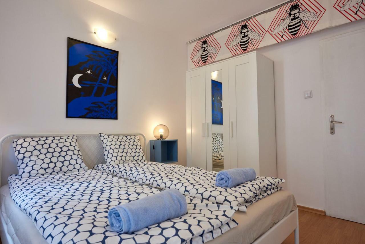 Brand New Lozenets Apt Sofia Bagian luar foto