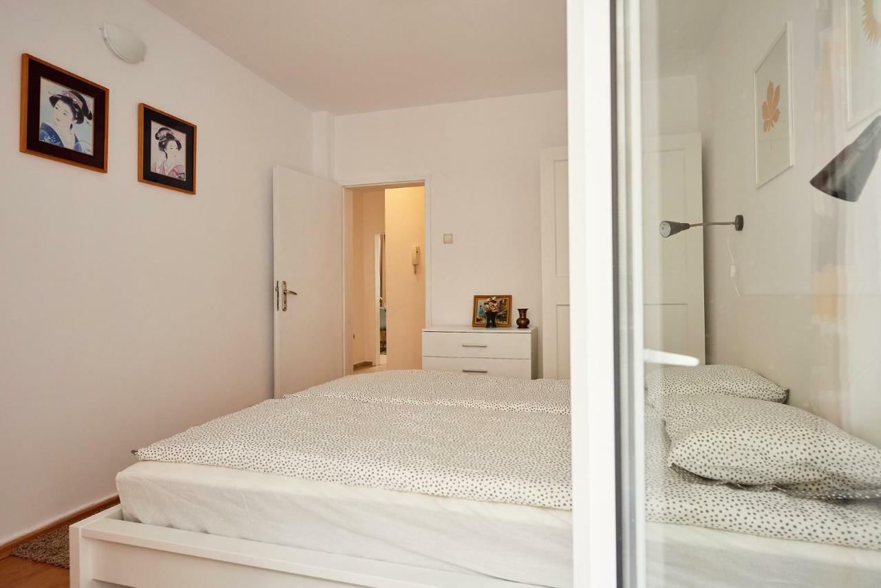 Brand New Lozenets Apt Sofia Bagian luar foto