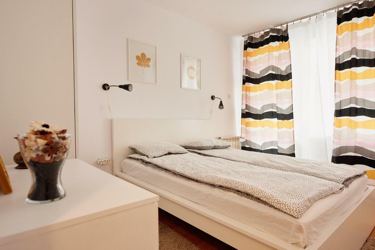 Brand New Lozenets Apt Sofia Bagian luar foto